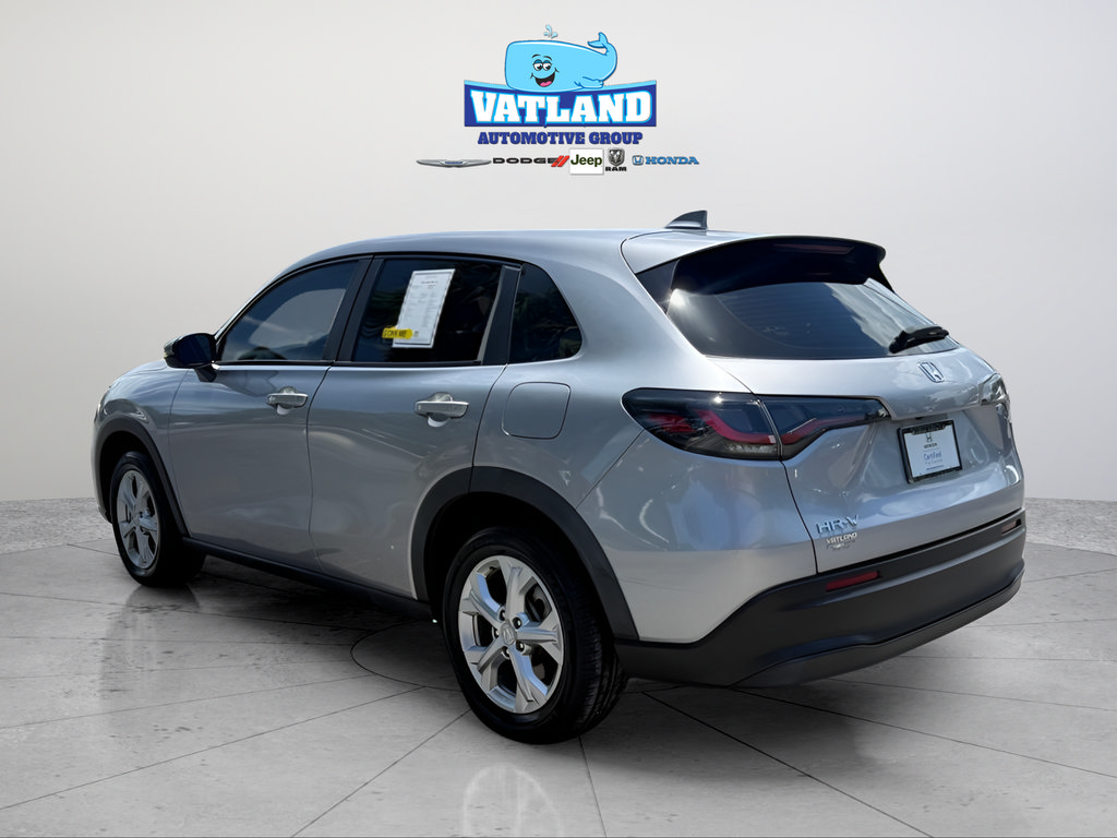 Certified 2023 Honda HR-V LX image 3