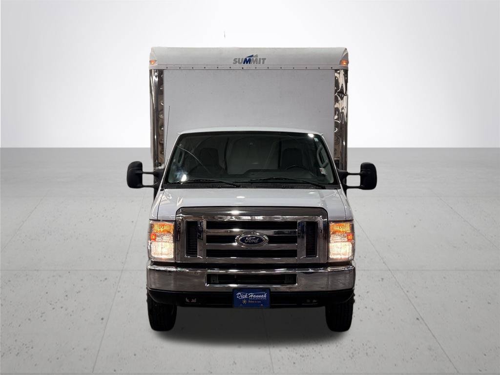 Used 2016 Ford E-450 and Econoline 450 Super Duty w/ Power Windows & Locks Group RWD image 3