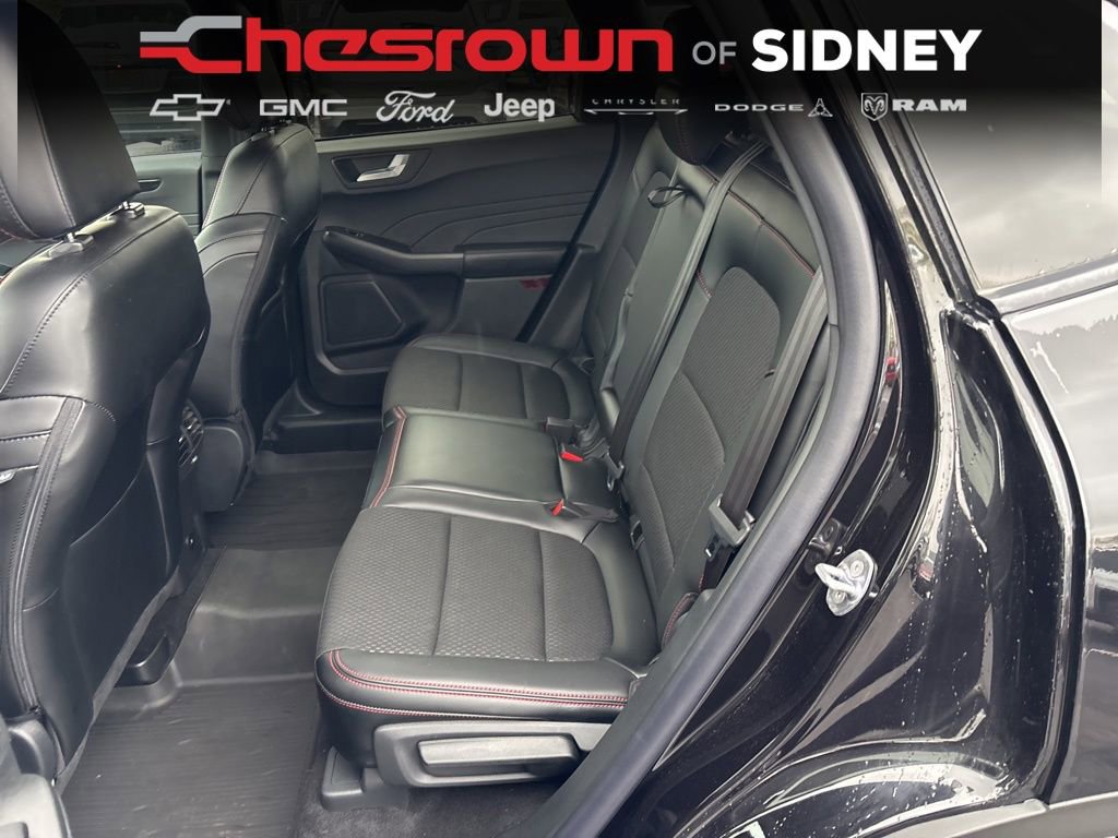 Used 2025 Ford Escape ST-Line w/ Tech Pack #1 FWD image 27