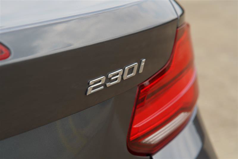 Used 2019 BMW 230i Convertible w/ Premium Package RWD image 48