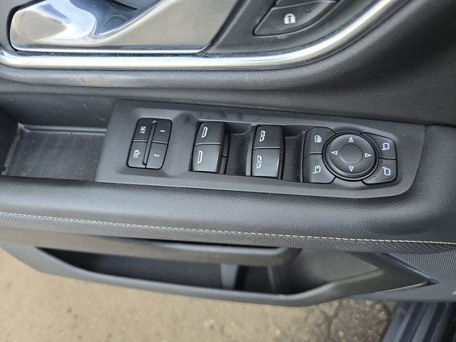 Used 2021 GMC Yukon XL SLT w/ SLT Premium Package image 27