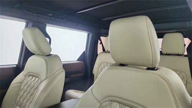 Used 2023 Ford Bronco Outer Banks image 32