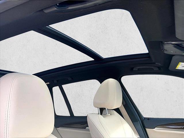 Used 2020 BMW X3 M40i w/ Premium Package image 17