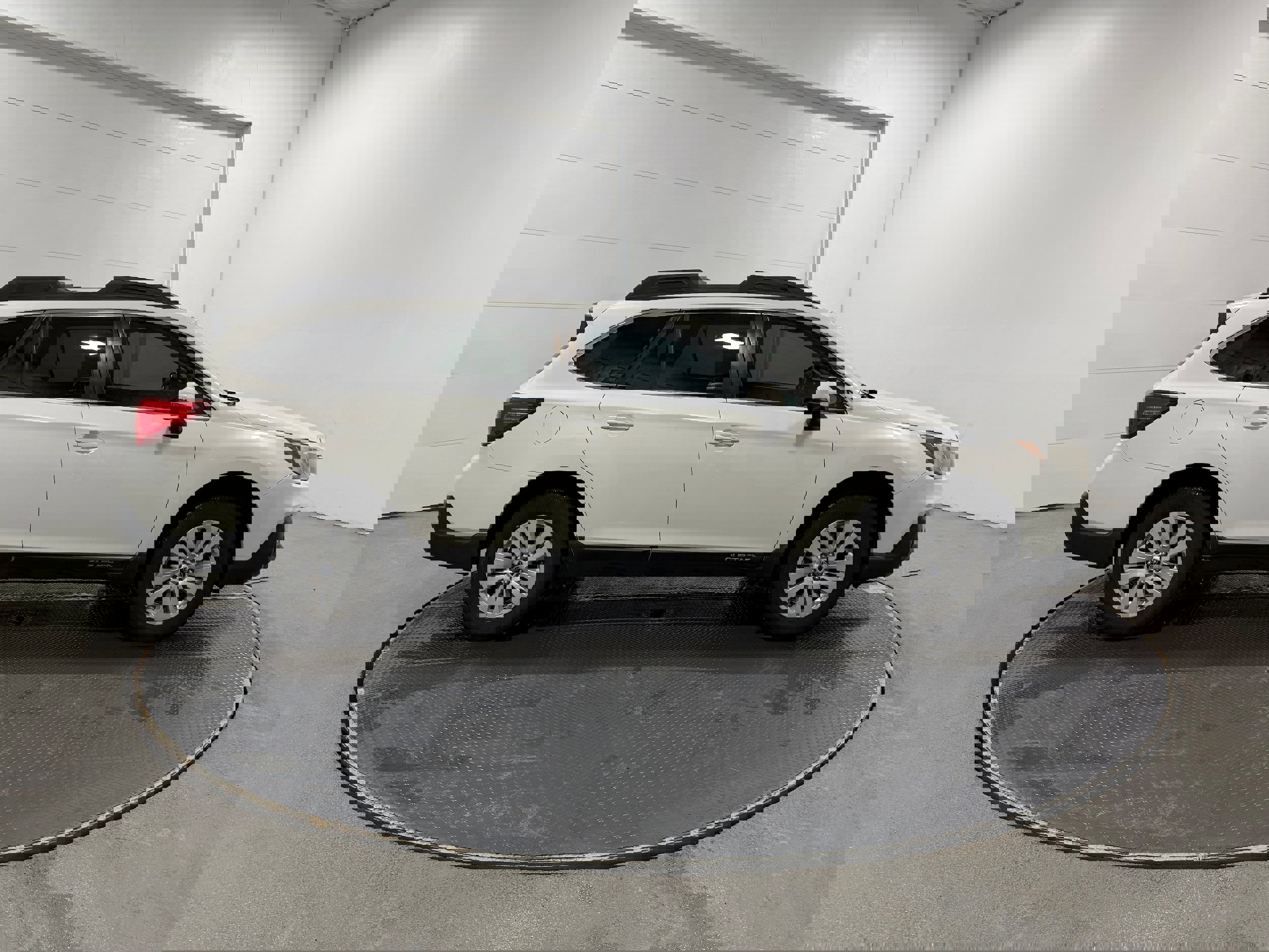 Used 2018 Subaru Outback 2.5i Premium image 30