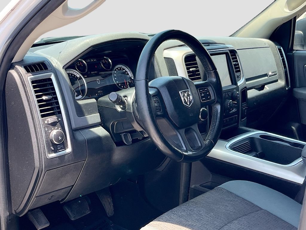Used 2018 RAM 1500 Big Horn RWD image 9