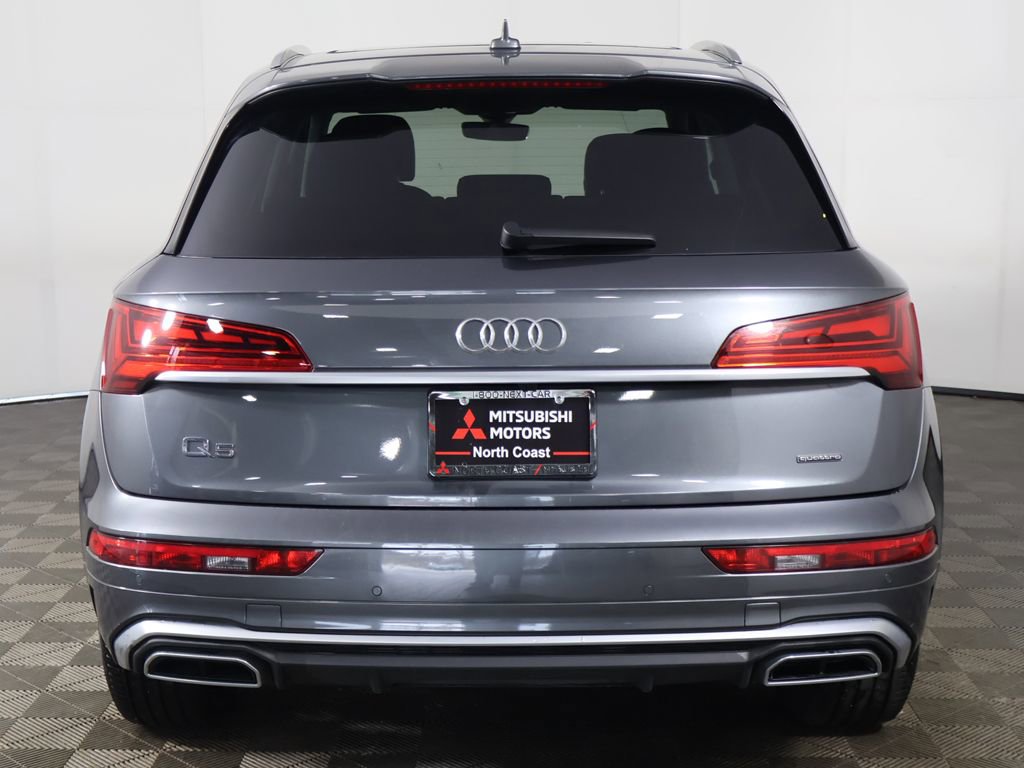 Used 2023 Audi Q5 2.0T Premium w/ Convenience Package image 13