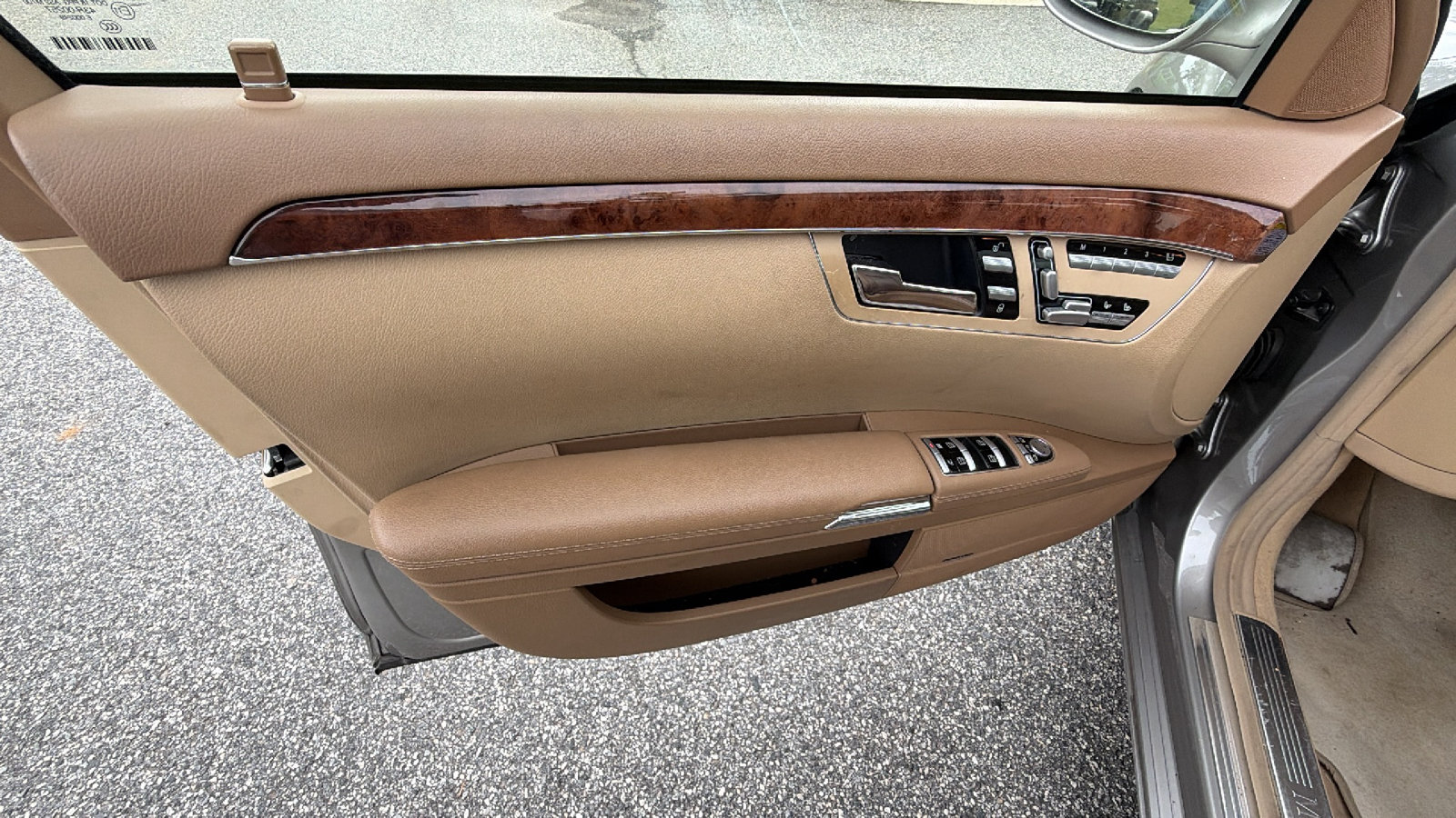 Used 2009 Mercedes-Benz S 550 4MATIC image 14