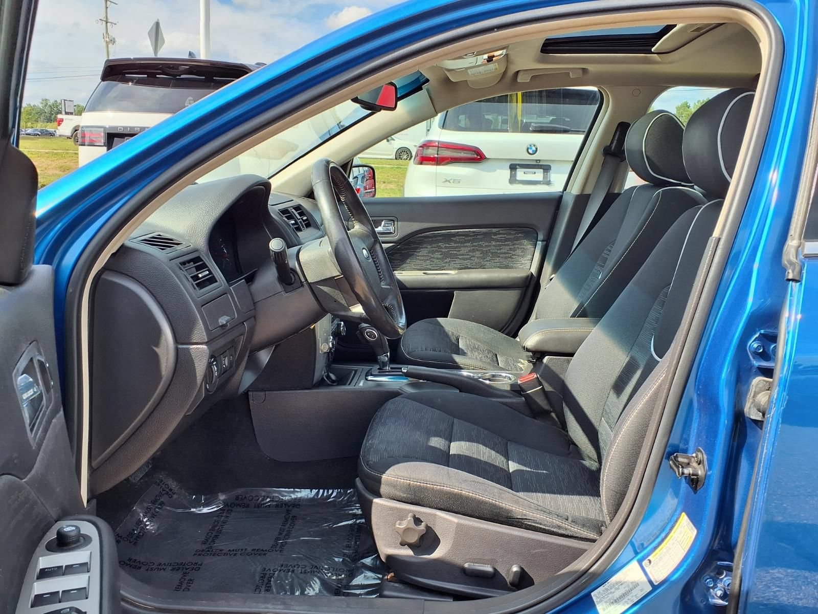 Used 2011 Ford Fusion SE w/ 202A Rapid Spec Order Code FWD image 16