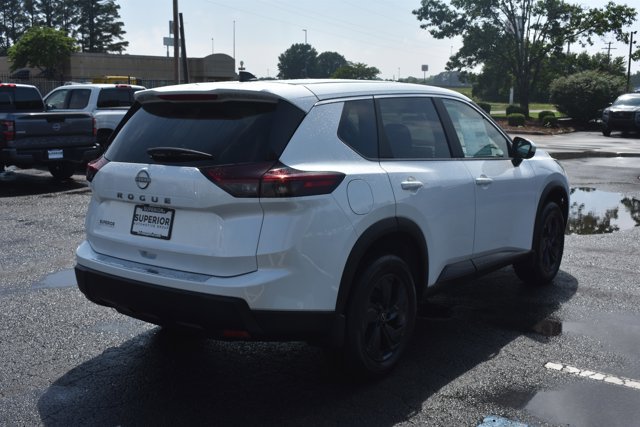 New 2026 Nissan Rogue SV w/ Cold Weather Package FWD image 5