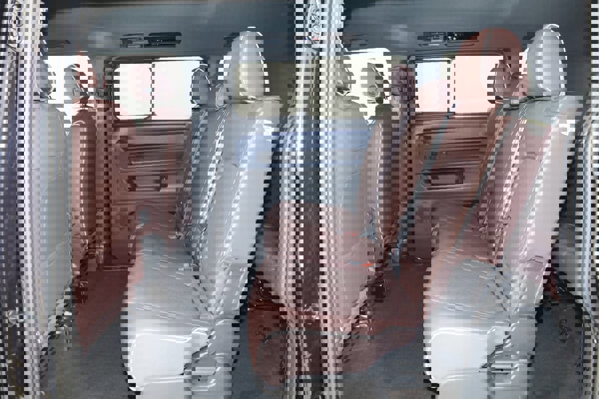 Used 2025 Volkswagen ID. Buzz Pro S image 53