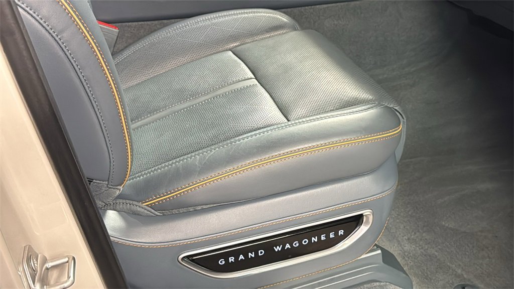 Used 2022 Jeep Grand Wagoneer Series II image 11