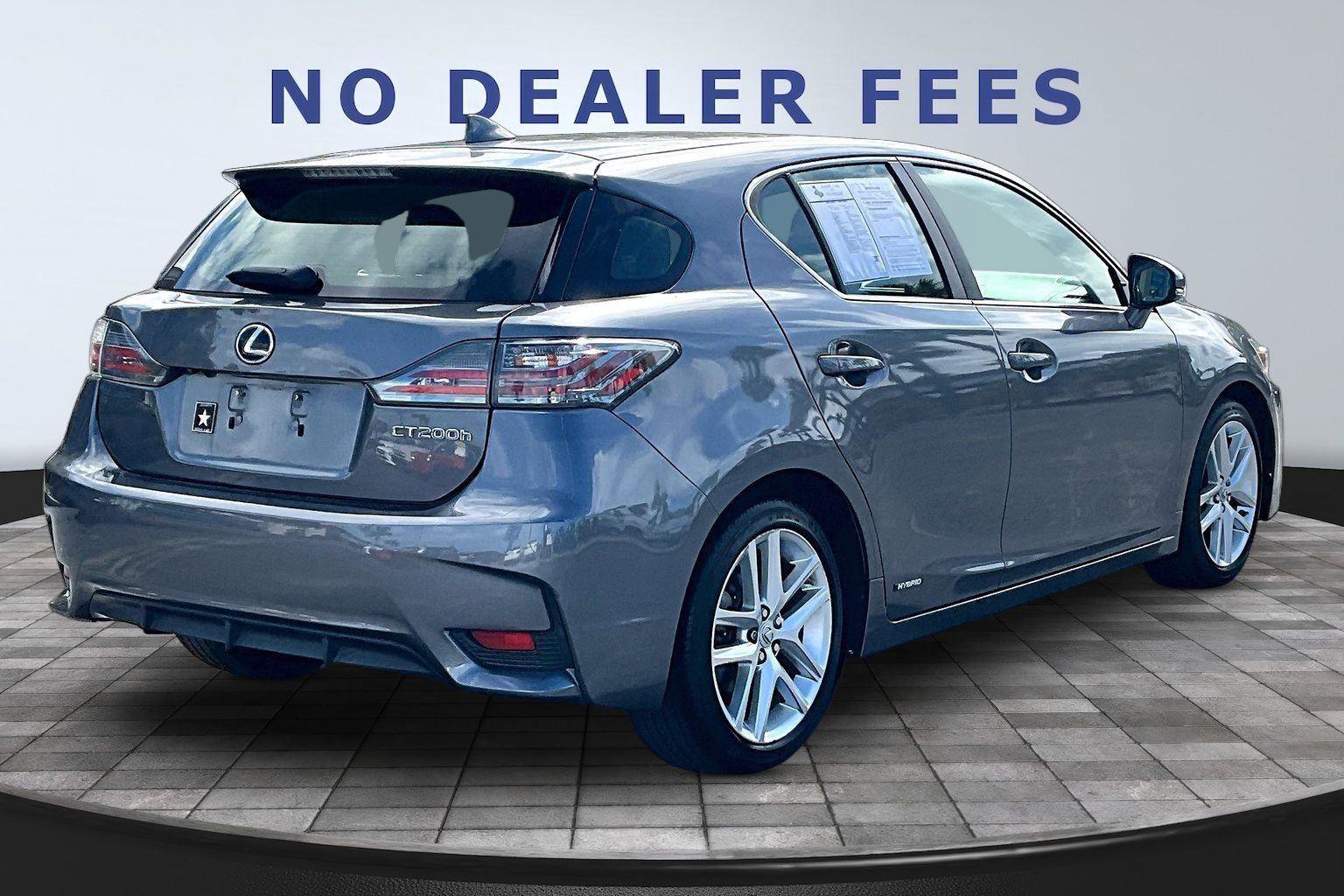 Used 2015 Lexus CT 200h w/ Navigation Package FWD image 6