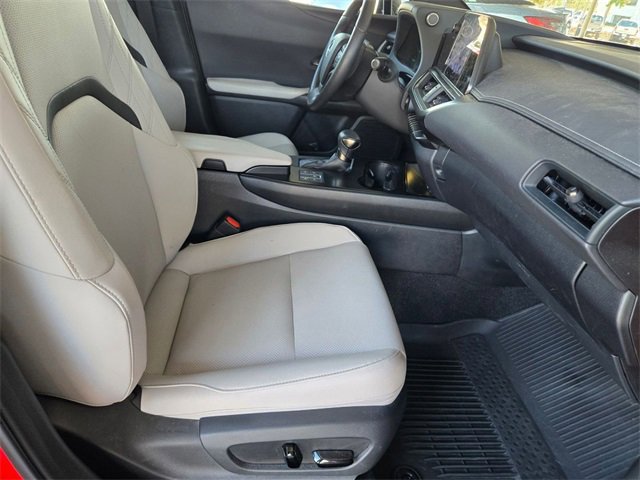 Used 2023 Lexus UX 250h F Sport image 21