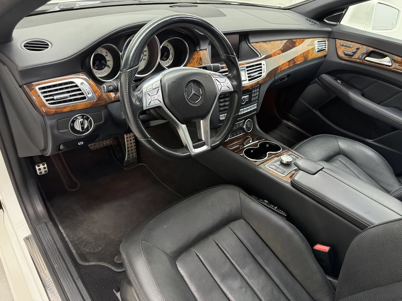 Used 2014 Mercedes-Benz CLS 550 image 12