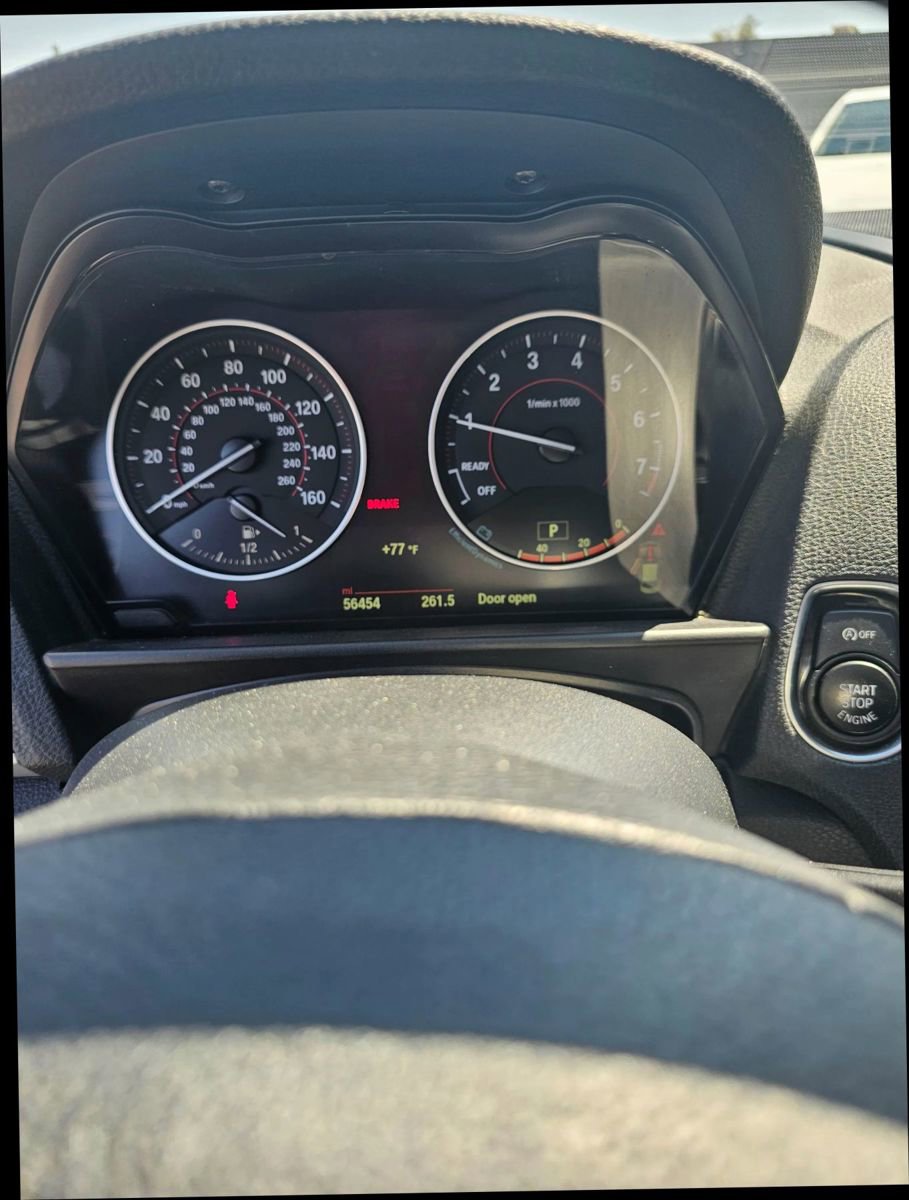 Used 2015 BMW 228i Coupe w/ Premium Package image 11