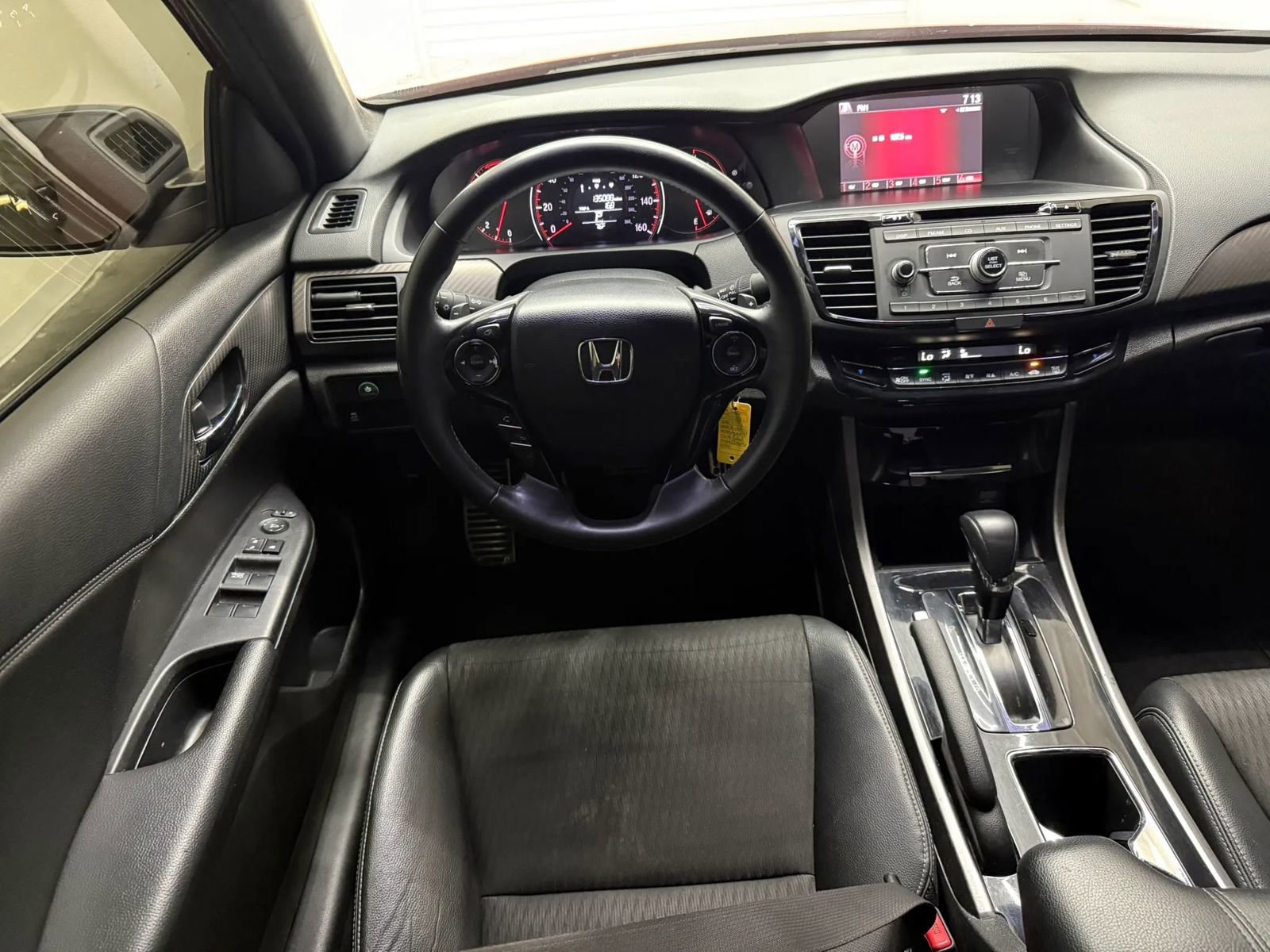Used 2017 Honda Accord Sport image 18