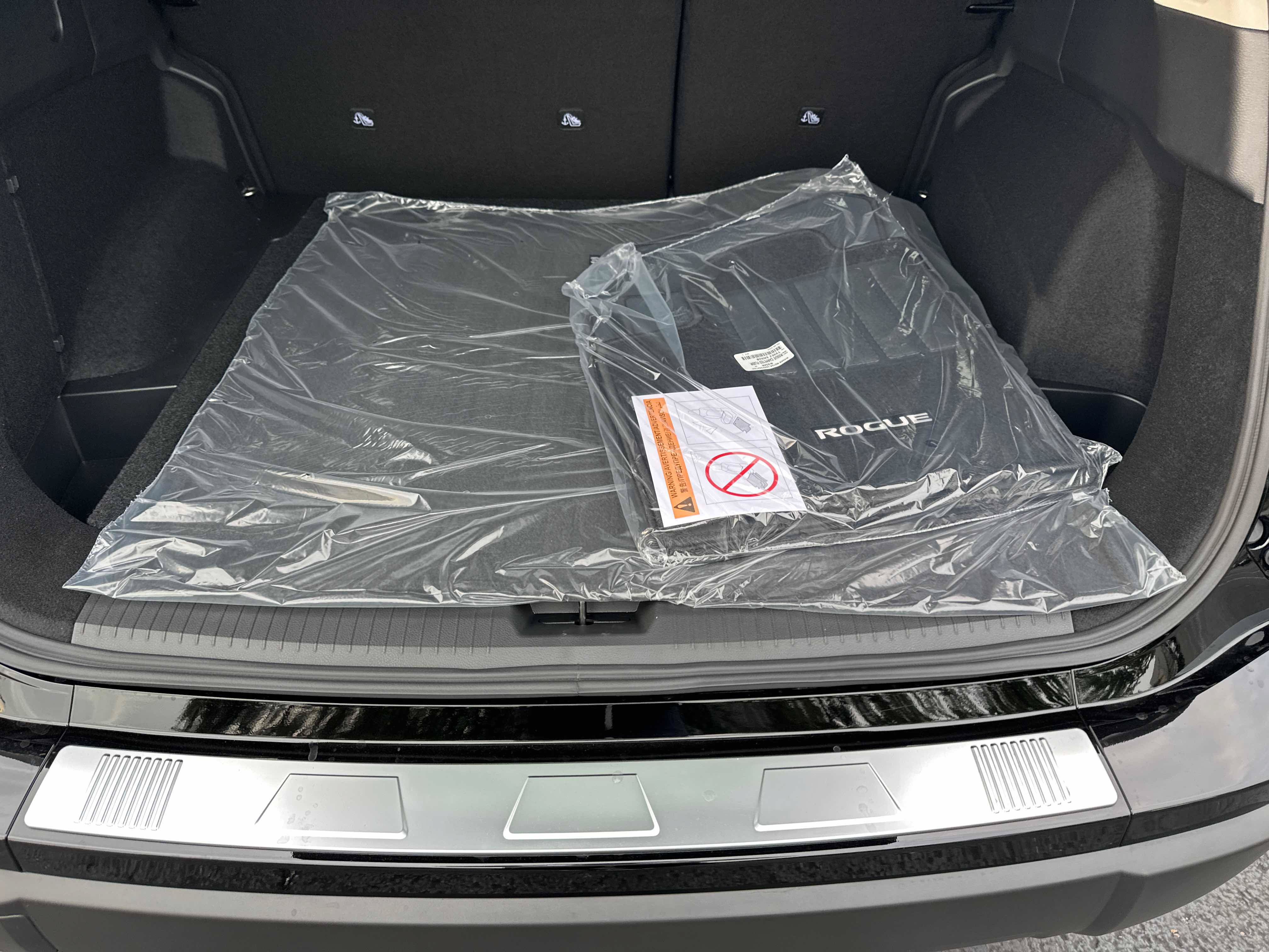 New 2026 Nissan Rogue SV w/ Cold Weather Package AWD/4WD image 15