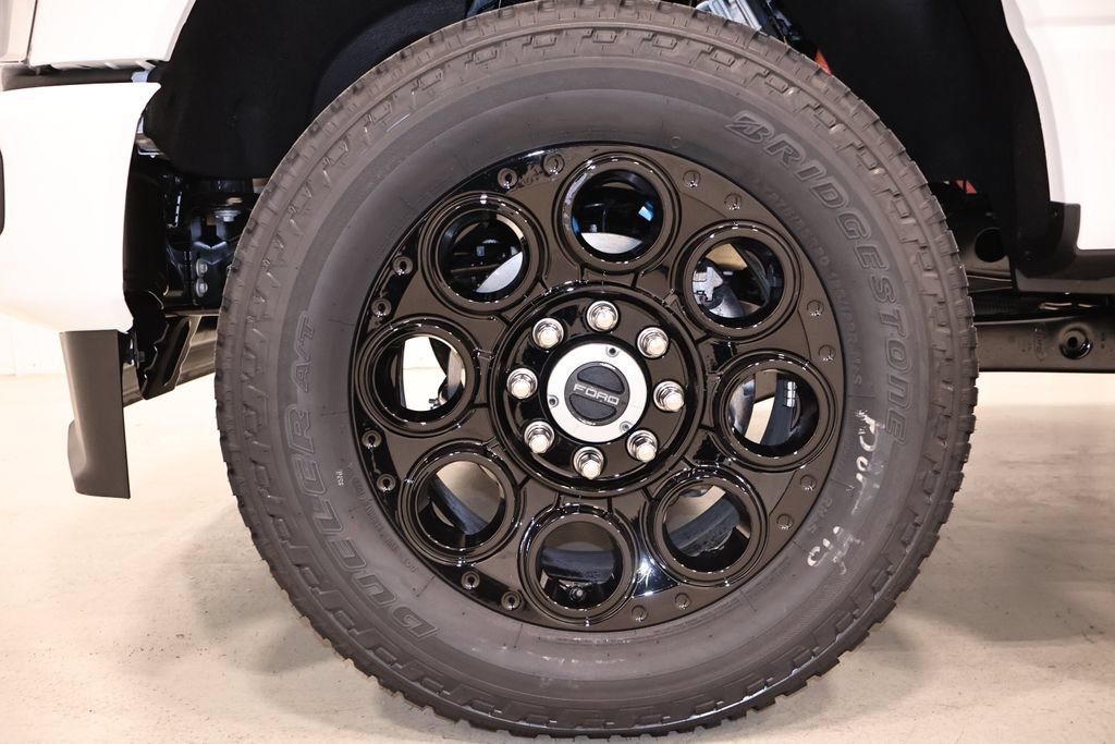 New 2026 Ford F350 Lariat w/ Black Appearance Package AWD/4WD image 43