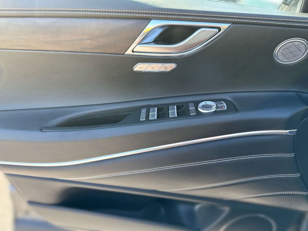 Used 2023 Genesis GV80 2.5T image 15