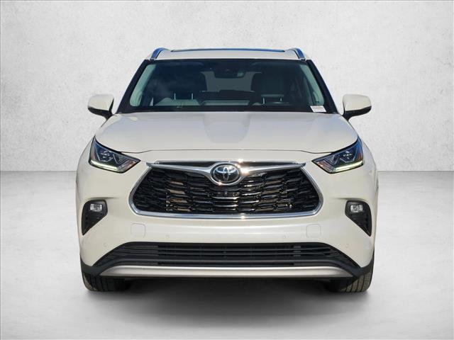 Certified 2021 Toyota Highlander Platinum image 2