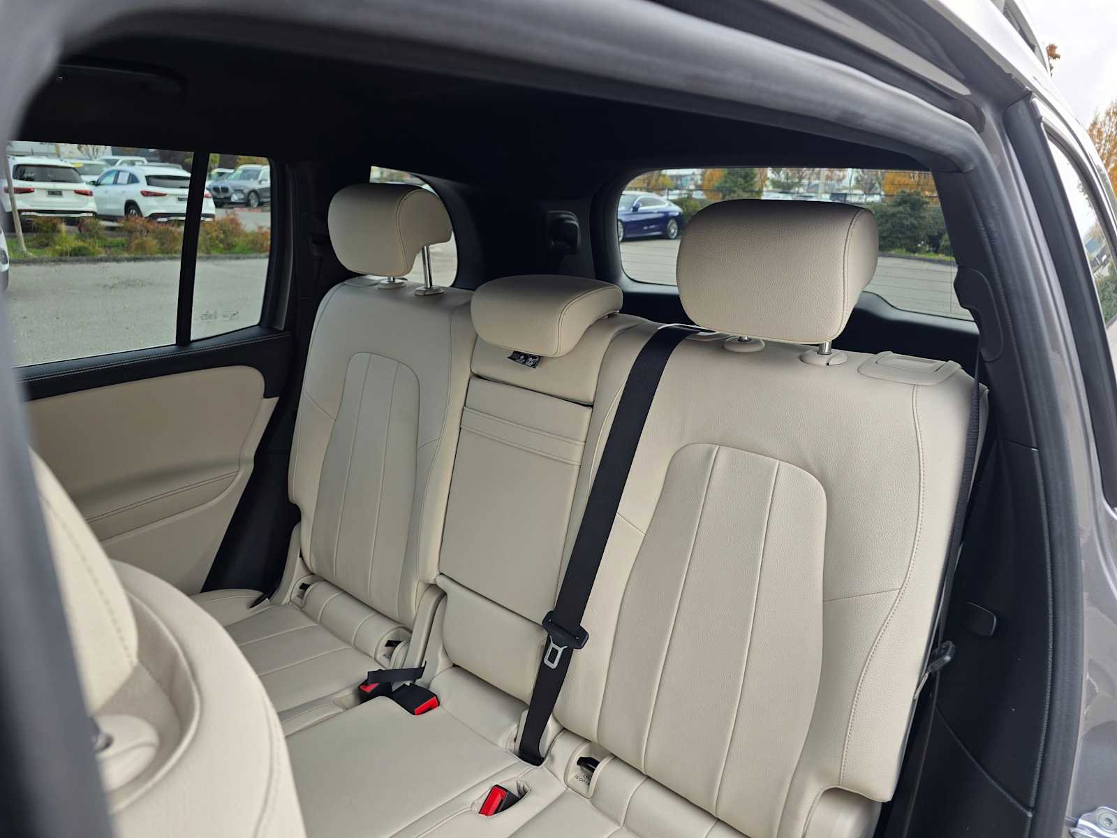 Used 2020 Mercedes-Benz GLB 250 4MATIC image 19