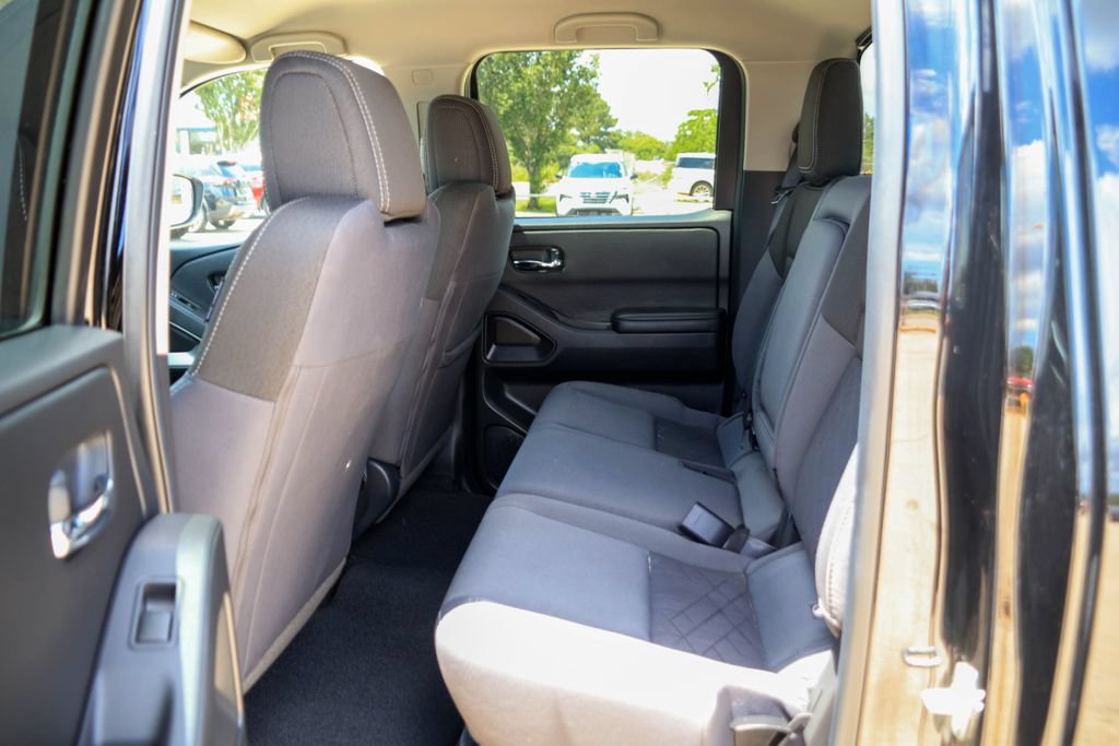 Certified 2026 Nissan Frontier SV w/ SV Convenience Package RWD image 9