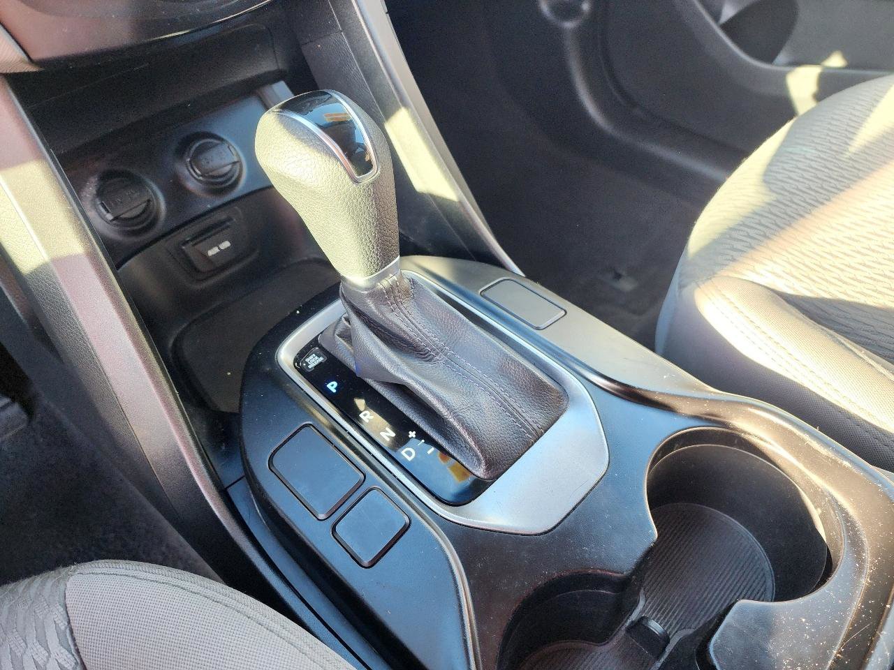 Used 2013 Hyundai Santa Fe Sport image 19