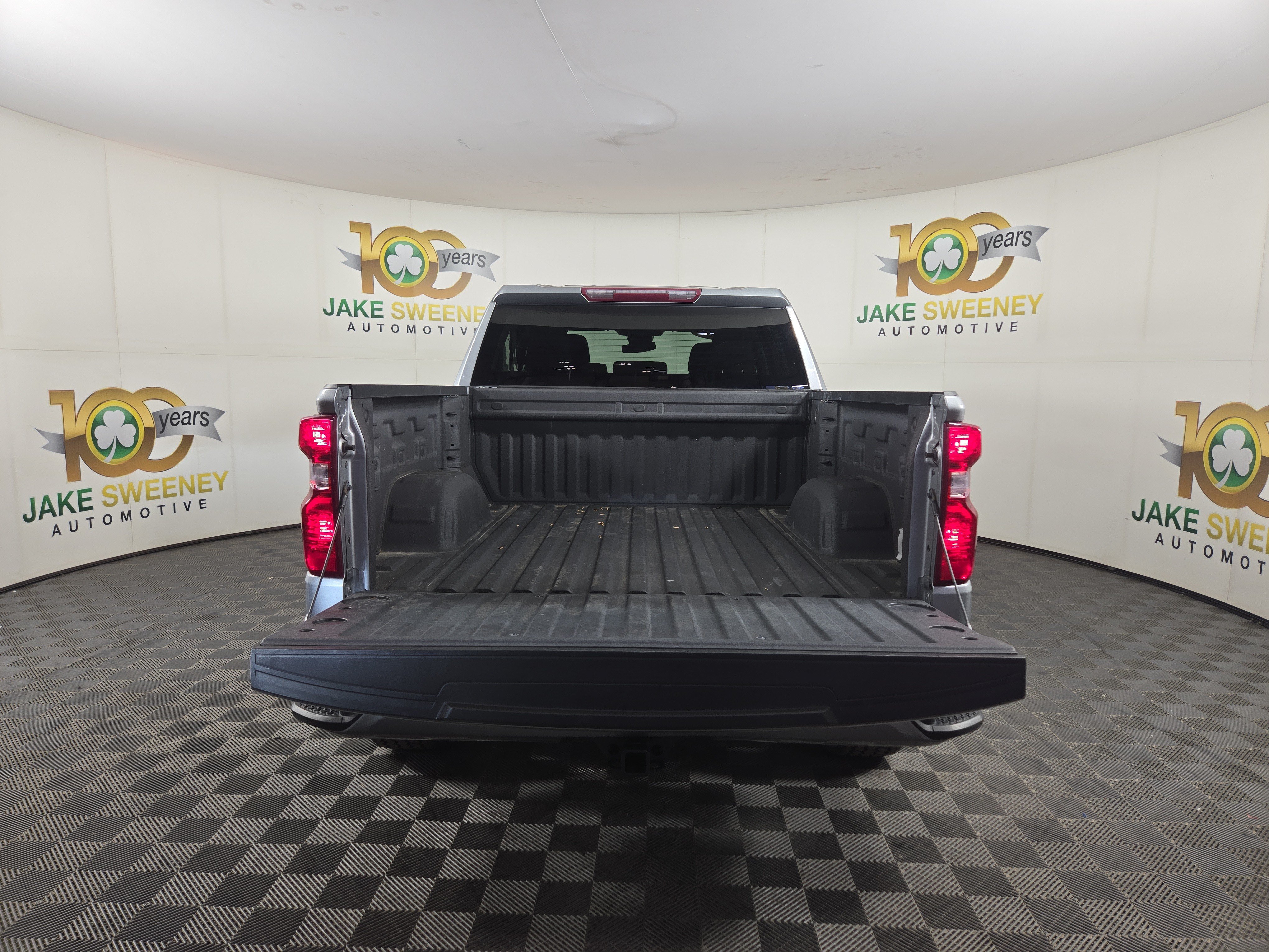 Certified 2024 Chevrolet Silverado 1500 Custom AWD/4WD image 32