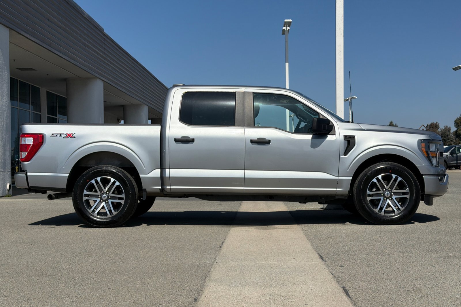 Used 2023 Ford F150 XL w/ STX Appearance Package RWD image 3