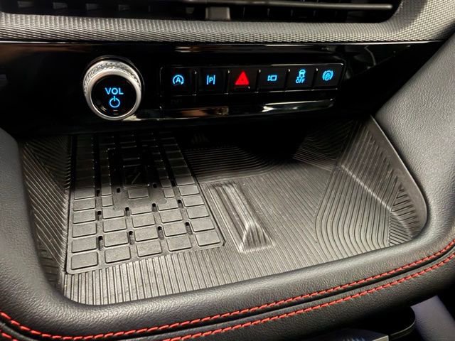 Used 2025 Ford Explorer ST-Line w/ Premium Package image 25