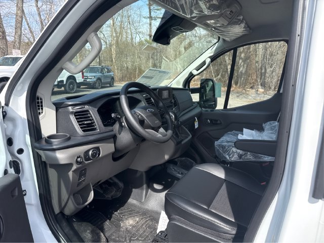 New 2025 Ford Transit 250 Low Roof RWD image 11