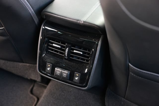 Used 2019 Toyota Avalon Touring FWD image 44