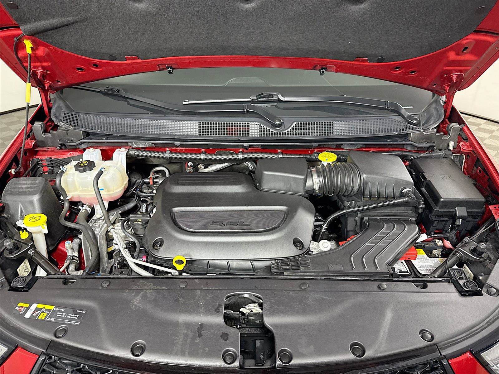 Used 2025 Chrysler Pacifica Limited image 25