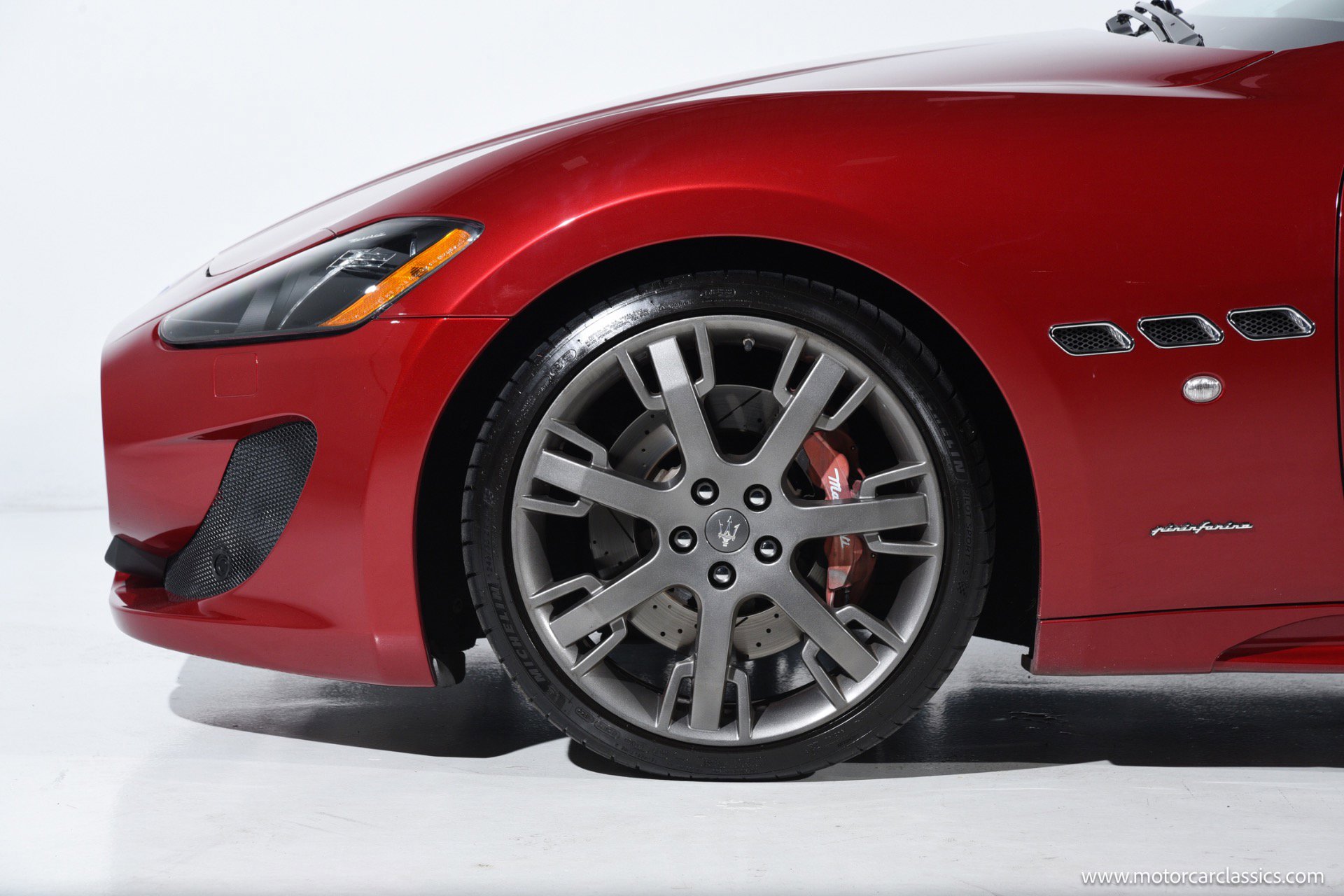 Used 2014 Maserati GranTurismo MC RWD image 12