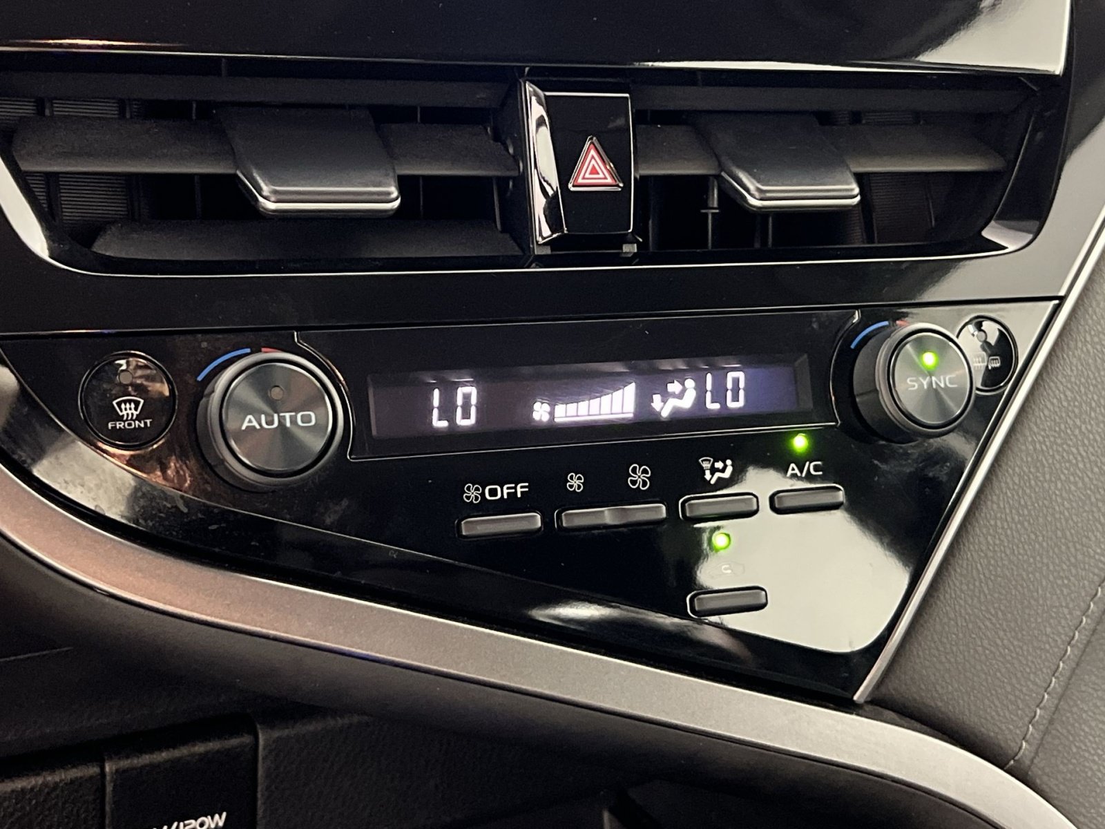 Used 2023 Toyota Camry LE FWD image 21