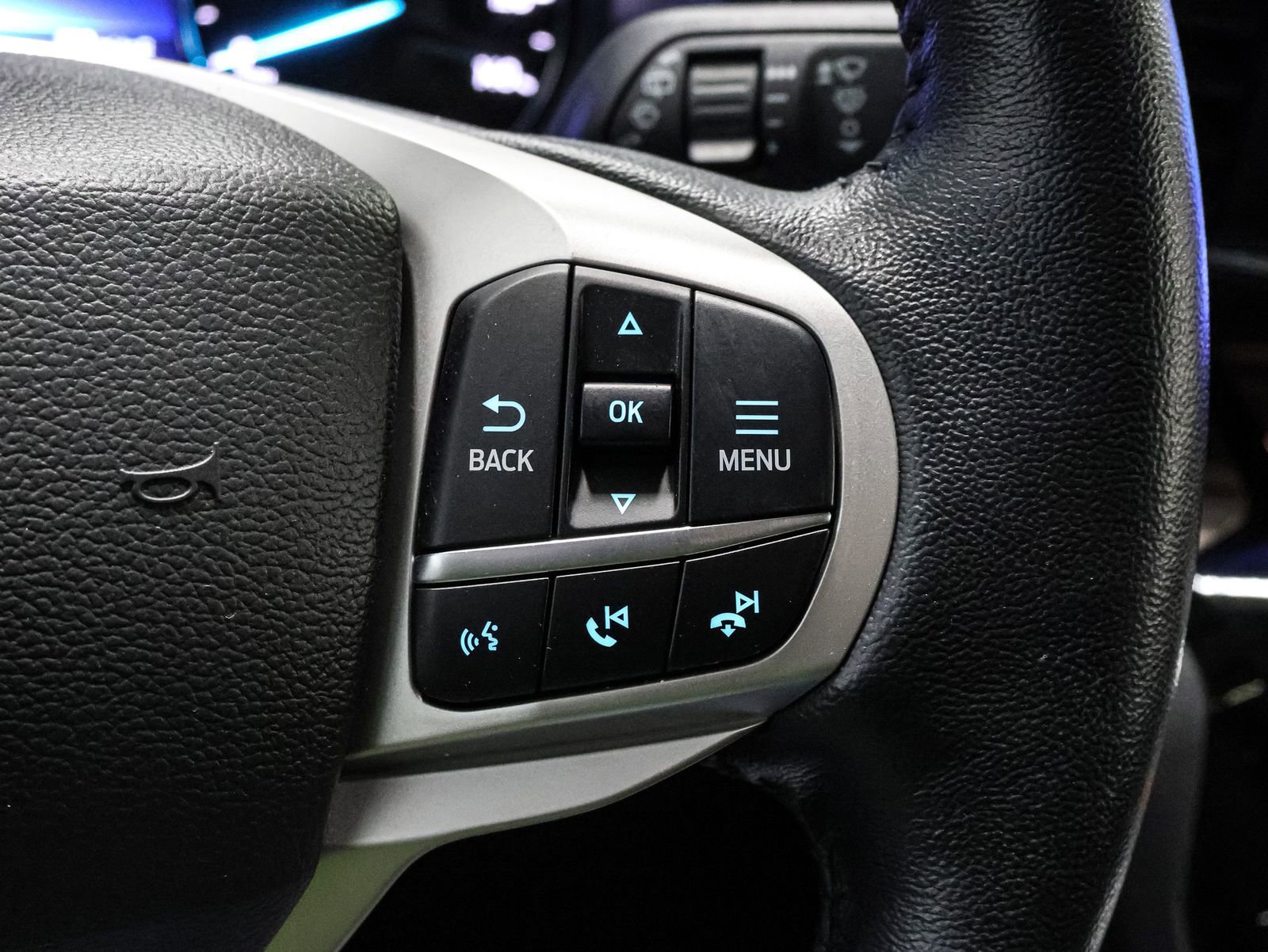 Used 2023 Ford Explorer Limited w/ Equipment Group 301A image 31