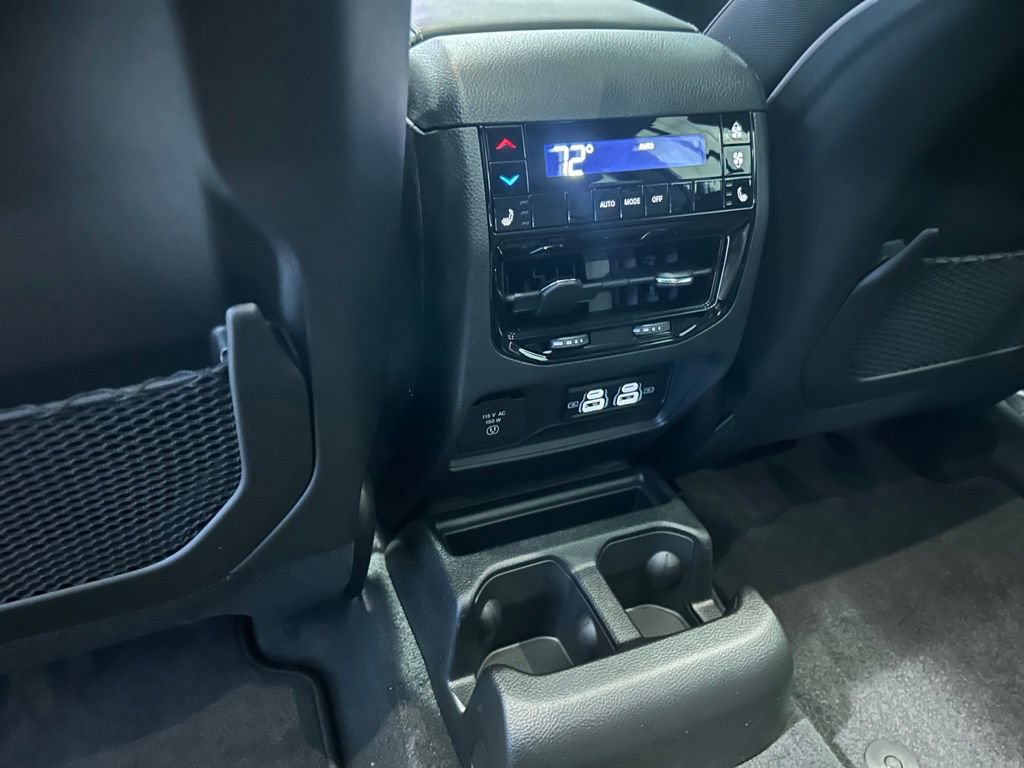 New 2025 Jeep Grand Cherokee L Limited w/ Luxury Tech Group II RWD image 14