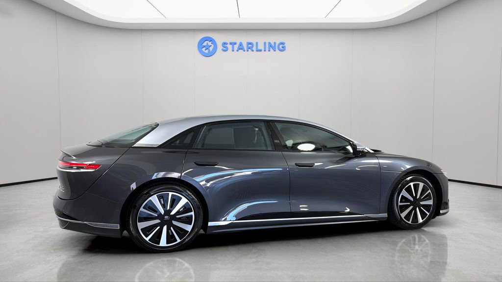 Used 2023 Lucid Air Grand Touring image 10