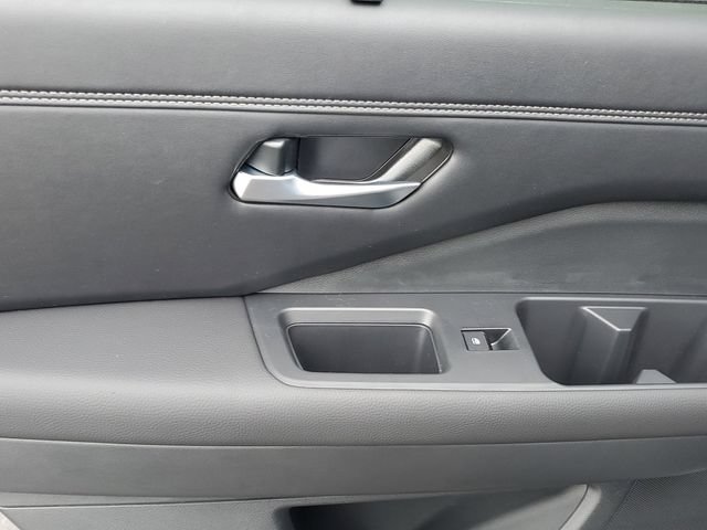 New 2026 Nissan Pathfinder Platinum AWD/4WD image 18