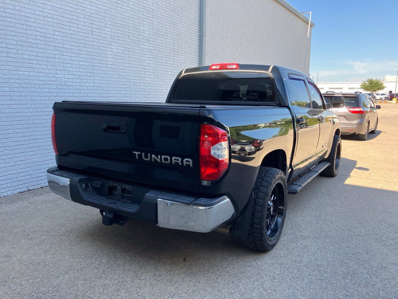 Used 2019 Toyota Tundra SR5 w/ SR5 Upgrade Package RWD image 3