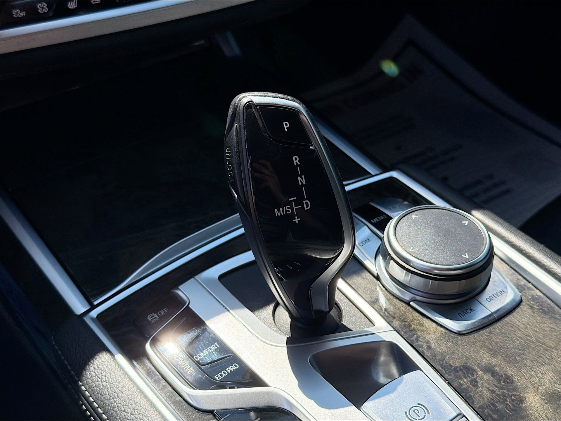 Used 2020 BMW 740i image 29