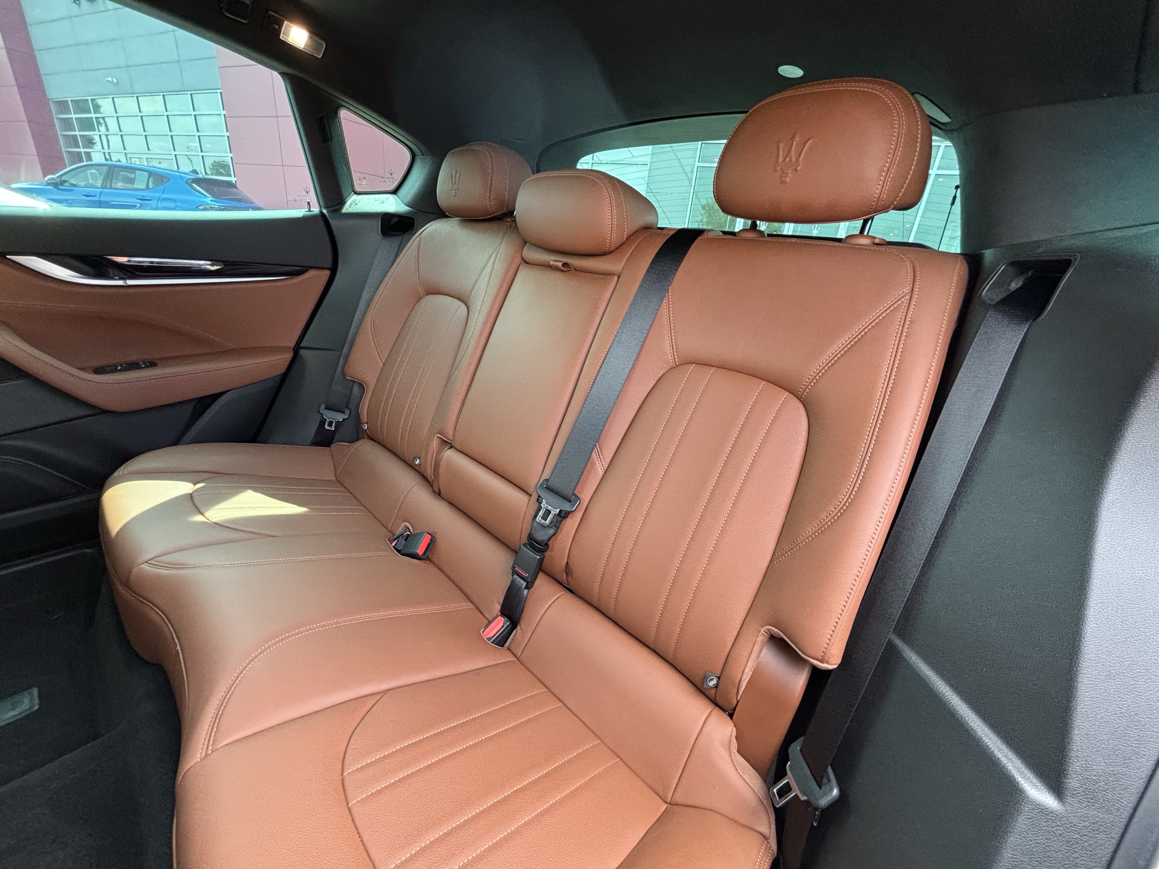 Used 2021 Maserati Levante S AWD/4WD image 32