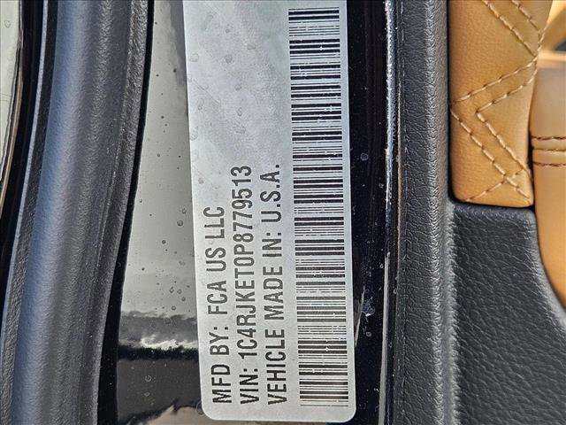 Used 2023 Jeep Grand Cherokee L Summit w/ MOPAR Finishing Package image 28