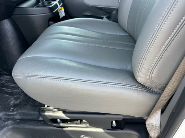 New 2025 Chevrolet Express 3500 Extended w/ Driver Convenience Package image 18