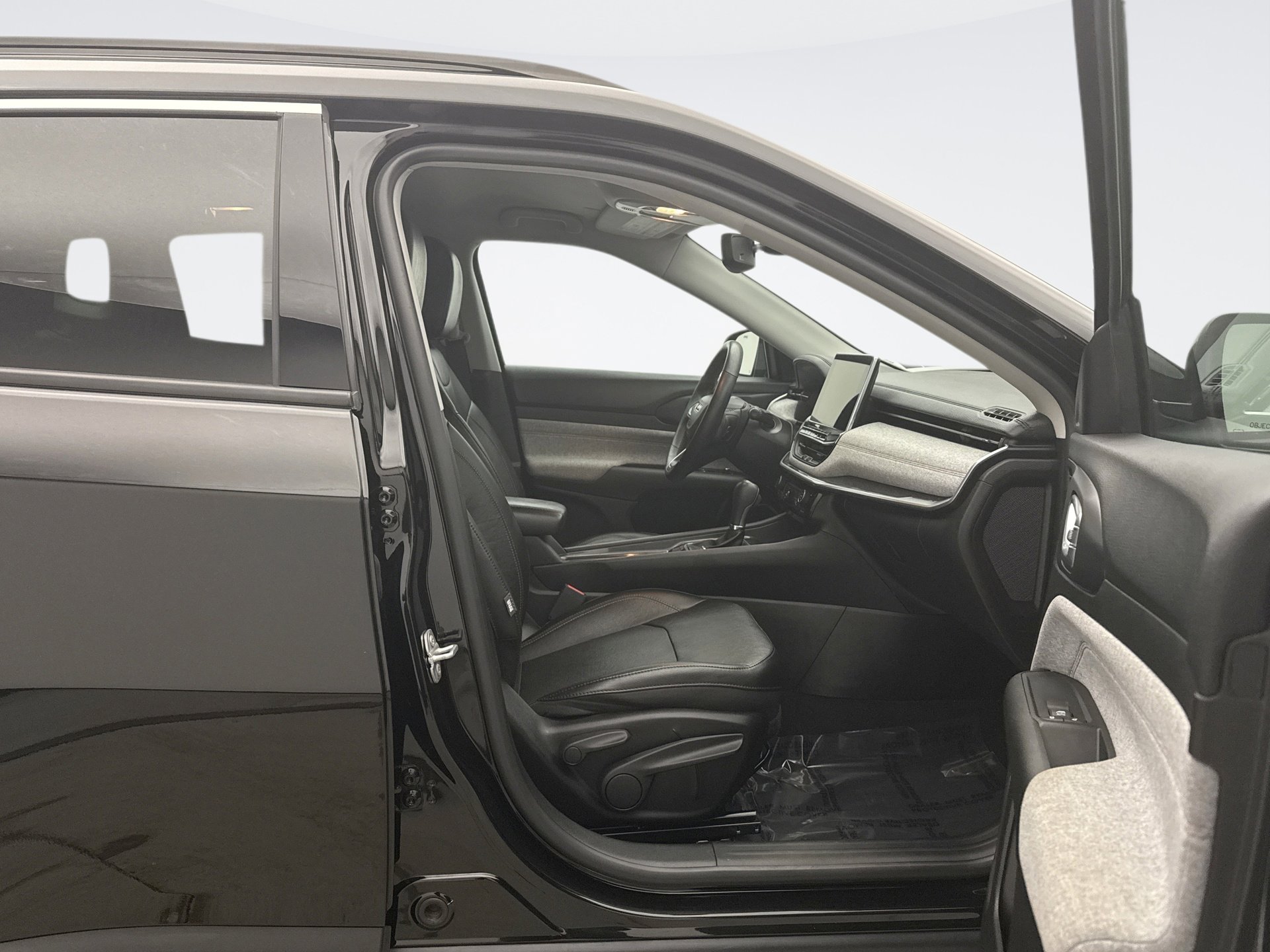 Used 2022 Jeep Compass Latitude image 16