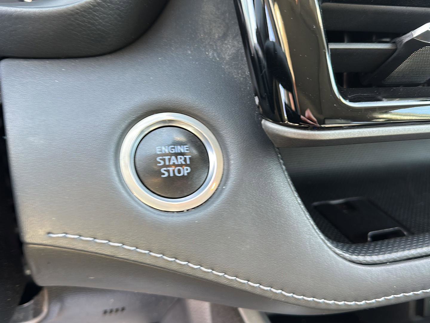 Used 2021 Toyota Highlander XLE image 33