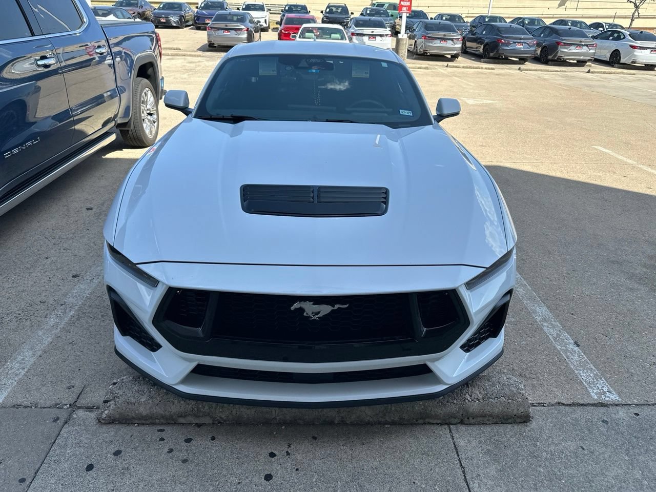 Used 2025 Ford Mustang GT RWD image 2
