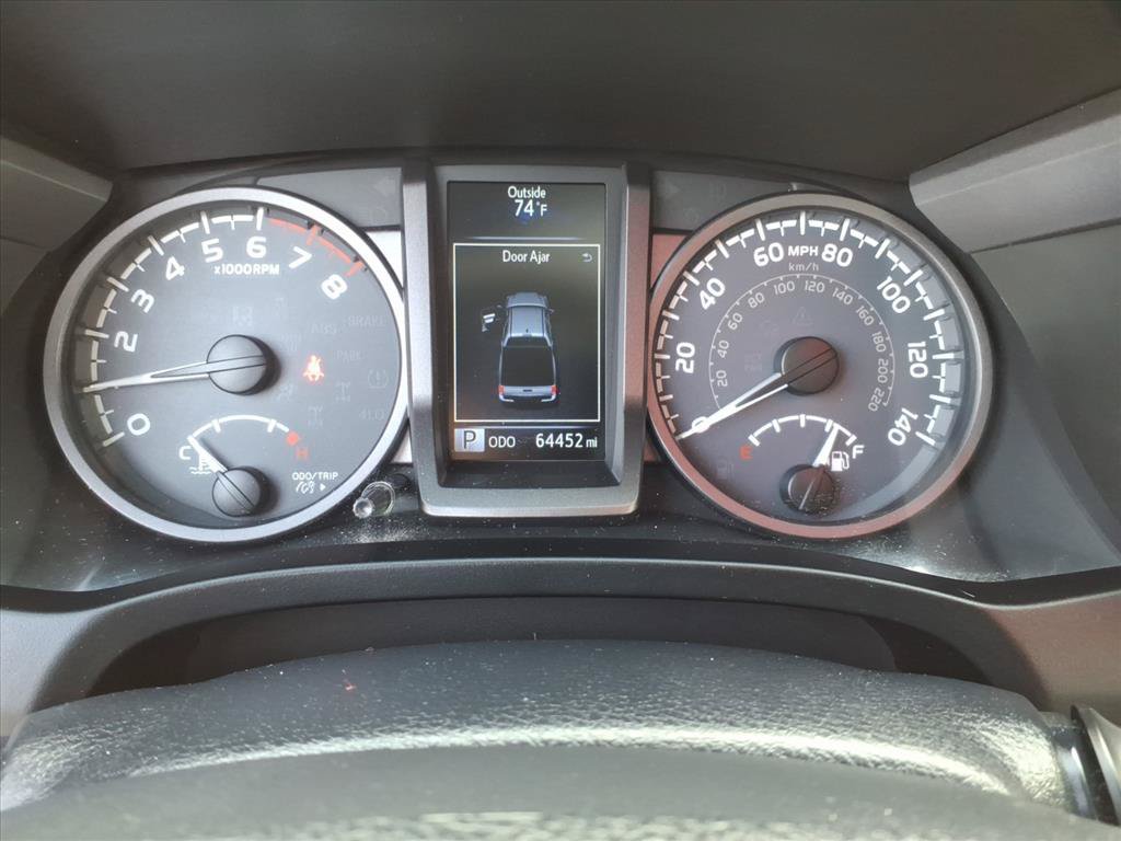 Used 2017 Toyota Tacoma TRD Sport w/ Premium & Technology Package AWD/4WD image 27