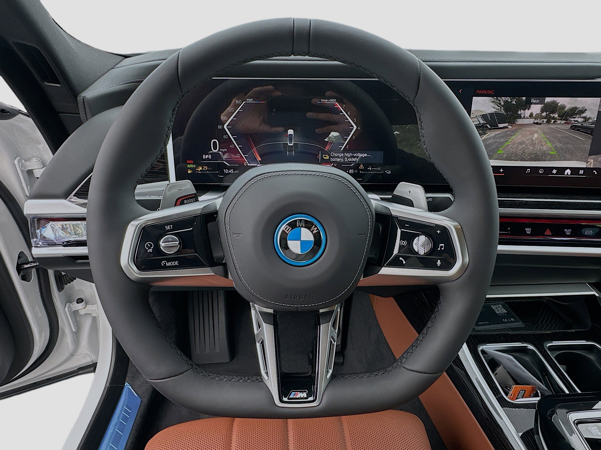 New 2026 BMW 750e xDrive image 8