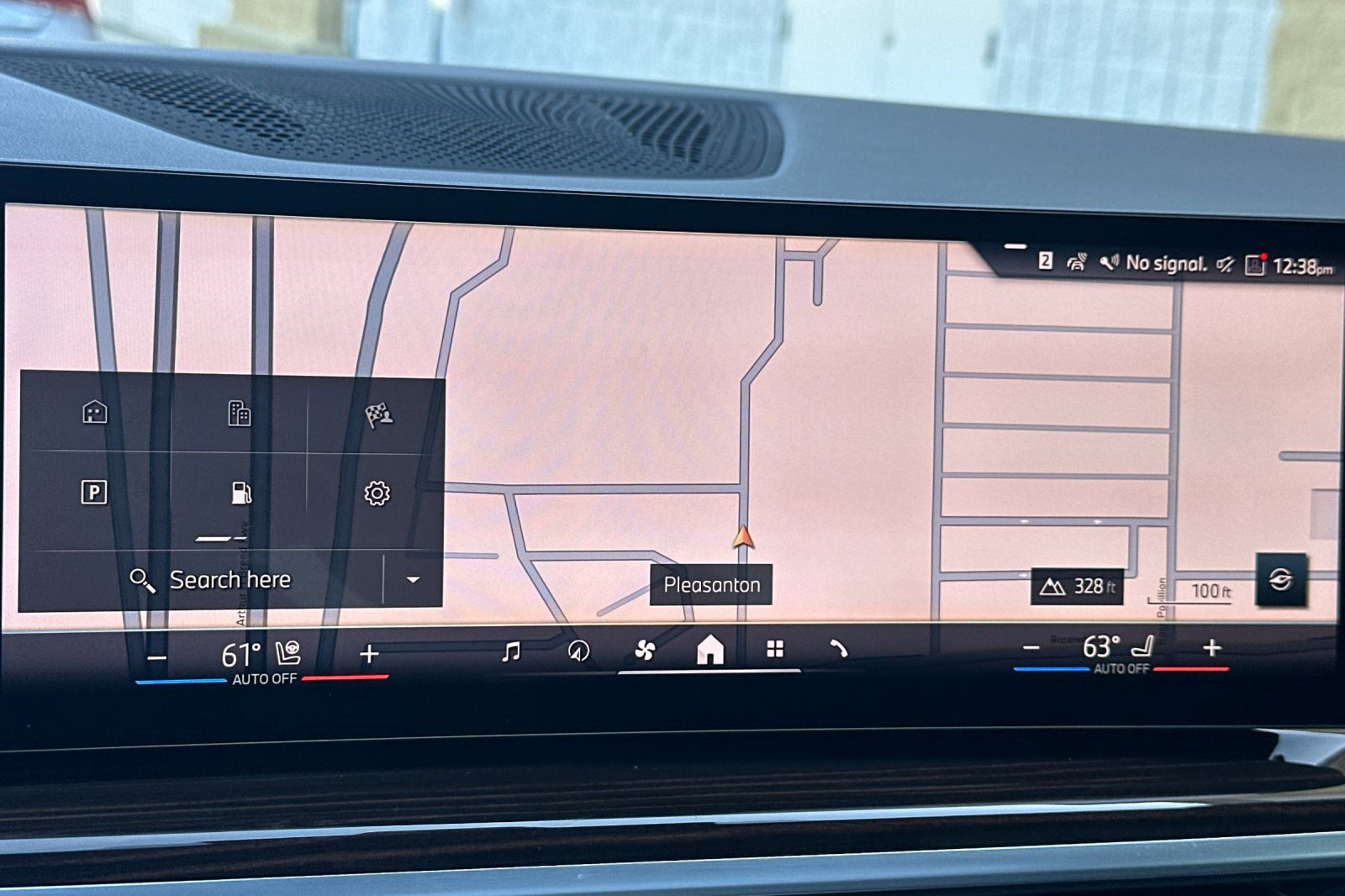 Used 2026 BMW X5 xDrive50e w/ M Sport Package image 25